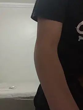 Snapshot of oIAcyber chatting on 17, 11, 2025 oIAcyber online show from 17, 11, 2025