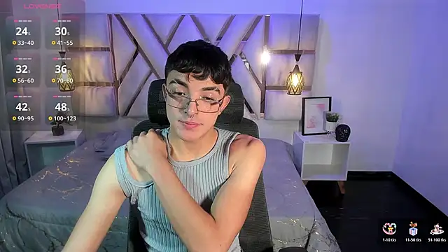 Snapshot of sayronvg chatting on 28, 11, 2025 sayronvg online show from 28, 11, 2025