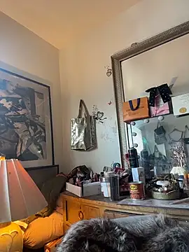 Motherbigbus online show from 19, 12, 2025