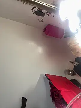 Motherbigbus online show from 10, 3, 2026