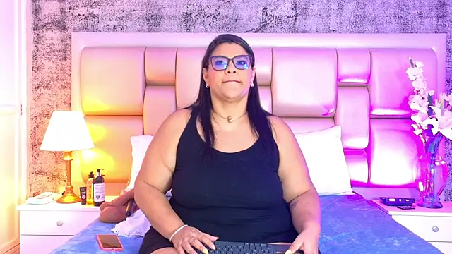 SelennaCooper online show from 28, 3, 2026