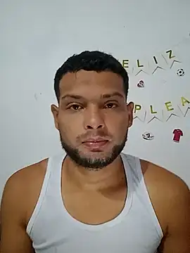 Snapshot of Elduodinamico45 chatting on 28, 11, 2025 Elduodinamico45 online show from 28, 11, 2025