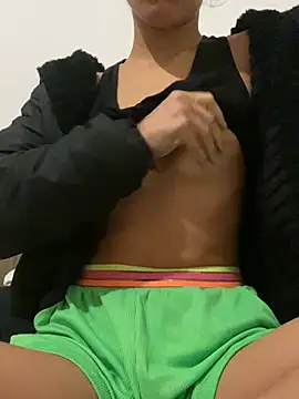 Snapshot of brunalameo chatting on 24, 6, 2026 brunalameo online show from 24, 6, 2026