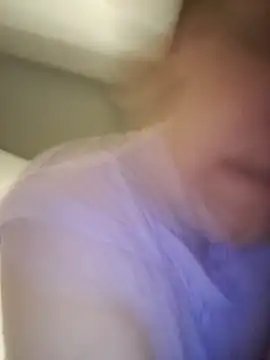 Snapshot of mi_vitor chatting on 17, 11, 2025 mi vitor online show from 17, 11, 2025