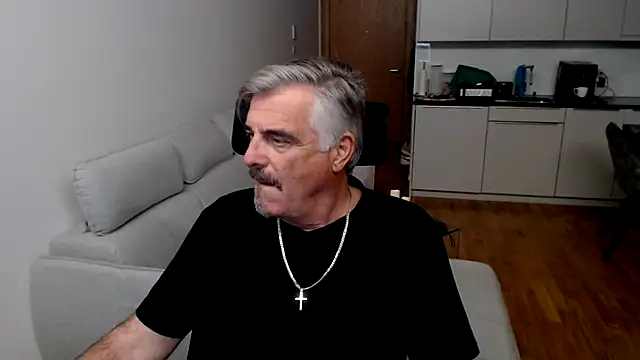 Buidapest online show from 21, 11, 2025