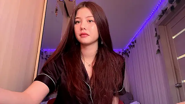 Snapshot of CutieSlim chatting on 17, 12, 2025 CutieSlim online show from 17, 12, 2025