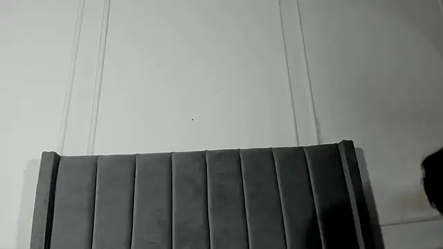 Angel-umbra online show from 4, 12, 2025