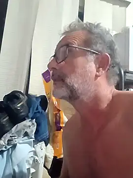 Snapshot of nard53 chatting on 27, 4, 2026 nard53 online show from 27, 4, 2026
