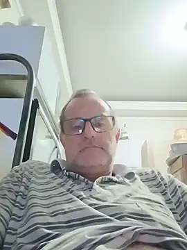 Snapshot of nard53 chatting on 21, 5, 2026 nard53 online show from 21, 5, 2026
