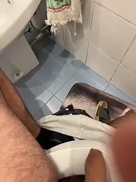 Snapshot of marc8876 chatting on 19, 11, 2025 marc8876 online show from 19, 11, 2025