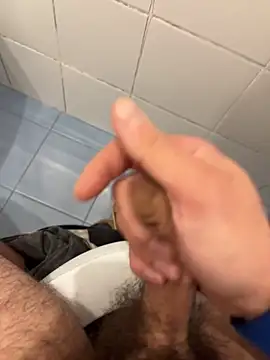 Snapshot of marc8876 chatting on 26, 11, 2025 marc8876 online show from 26, 11, 2025