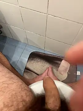 Snapshot of marc8876 chatting on 29, 11, 2025 marc8876 online show from 29, 11, 2025