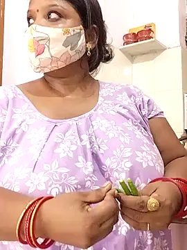 Snapshot of CUTE-LOVE-SWEETS chatting on 26, 6, 2026 CUTE-LOVE-SWEETS online show from 26, 6, 2026
