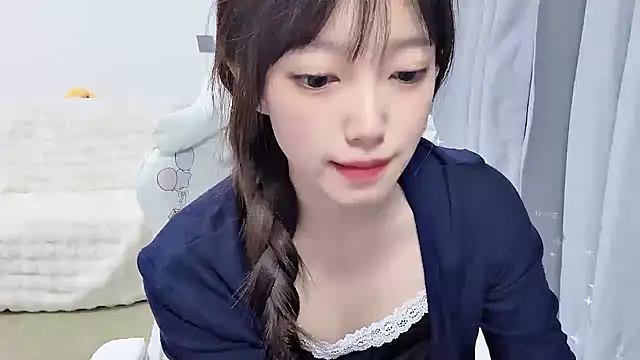 Snapshot of yuyayayu chatting on 6, 1, 2026 yuyayayu online show from 6, 1, 2026