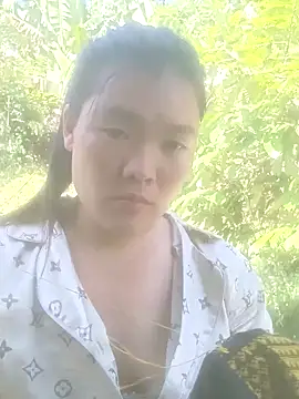 Snapshot of meomeo-00 chatting on 28, 11, 2025 meomeo-00 online show from 28, 11, 2025