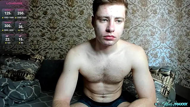 Maxhornyblondieman online show from 12, 4, 2026