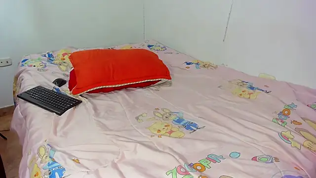 demonychloe online show from 10, 4, 2026