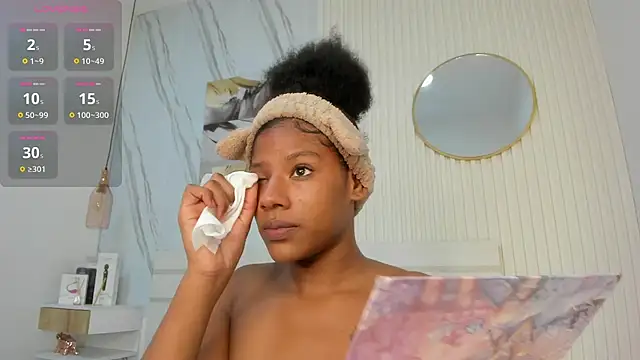 Afro Luna online show from 6, 2, 2026