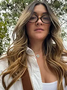 Snapshot of GeorginaBlack chatting on 17, 12, 2025 GeorginaBlack online show from 17, 12, 2025