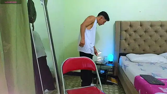 Snapshot of blorelopez chatting on 5, 2, 2026 blorelopez online show from 5, 2, 2026