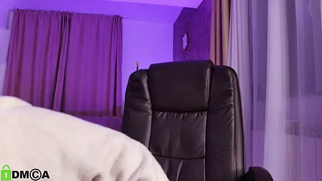 Snapshot of AnnaHarperX chatting on 8, 1, 2026 AnnaHarperX online show from 8, 1, 2026