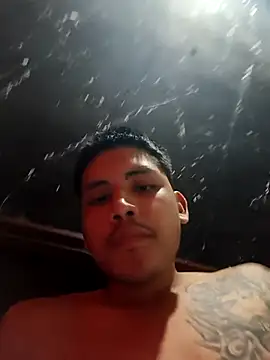 Snapshot of Laz127281 chatting on 18, 11, 2025 Laz127281 online show from 18, 11, 2025