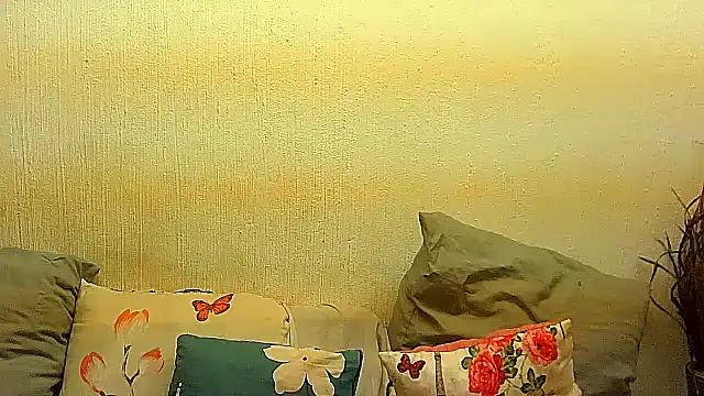 Snapshot of BrunetteNaomi8 chatting on 6, 7, 2026 BrunetteNaomi8 online show from 6, 7, 2026