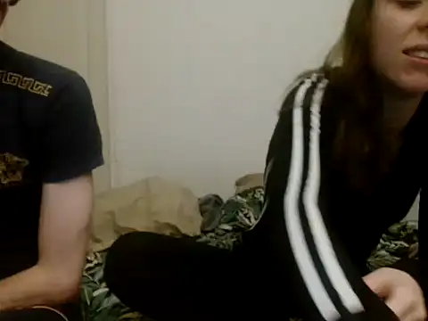 Snapshot of DuoDesir1 chatting on 22, 2, 2026 DuoDesir1 online show from 22, 2, 2026