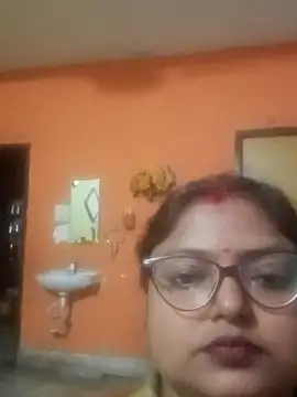 Snapshot of Simran62 chatting on 21, 12, 2025 Simran62 online show from 21, 12, 2025