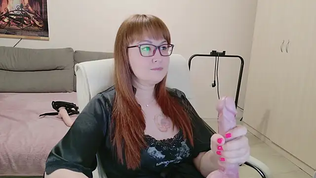 Snapshot of Foxy-lady chatting on 22, 10, 2025 Foxy-lady online show from 22, 10, 2025