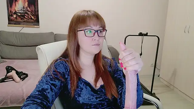 Snapshot of Foxy-lady chatting on 27, 10, 2025 Foxy-lady online show from 27, 10, 2025