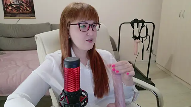 Snapshot of Foxy-lady chatting on 1, 11, 2025 Foxy-lady online show from 1, 11, 2025