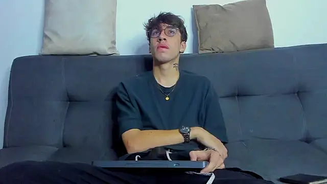 Snapshot of Dio__morningstar chatting on 20, 12, 2025 Dio morningstar online show from 20, 12, 2025