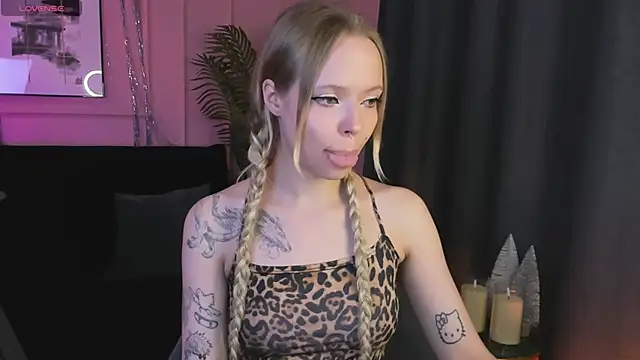 lucy loy online show from 14, 1, 2026