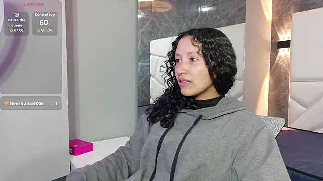 pettymoon1 online show from 19, 12, 2025