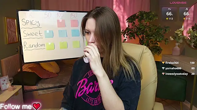 Ursula Andres online show from 22, 4, 2026