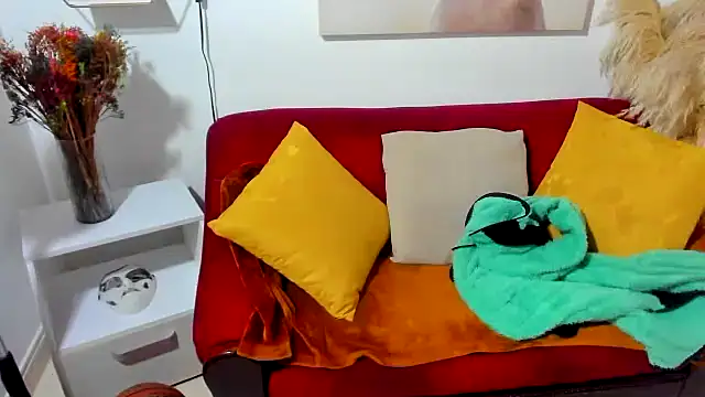 ebony cristal 1 online show from 10, 1, 2026