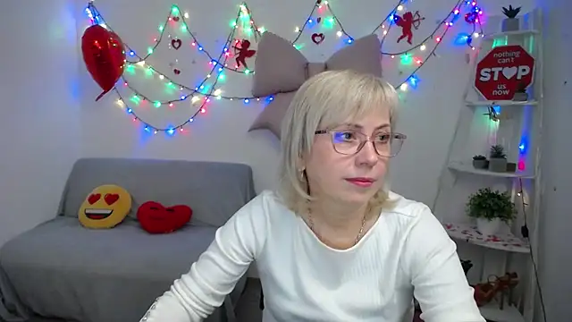 Snapshot of LaurenWishy chatting on 16, 2, 2026 LaurenWishy online show from 16, 2, 2026