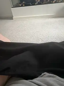 Snapshot of -bfc1882- chatting on 23, 11, 2025 -bfc1882- online show from 23, 11, 2025