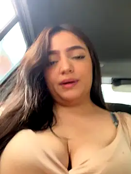 Juanita Rojas online show from 4, 12, 2025