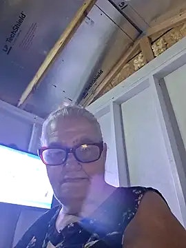 bella5757 online show from 22, 11, 2025