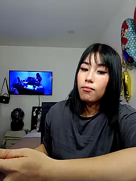 hot-shaved-baby online show from 20, 11, 2025