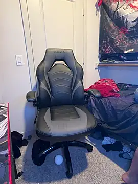 Snapshot of youngstarblc chatting on 3, 3, 2026 youngstarblc online show from 3, 3, 2026