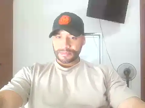 musclehetero online show from 21, 12, 2025