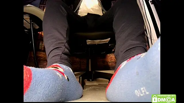 Snapshot of justshutupandwatch chatting on 1, 2, 2026 justshutupandwatch online show from 1, 2, 2026