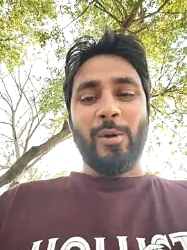 Cute Lucky online show from 5, 4, 2026