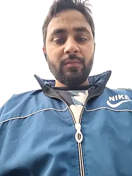 Cute Lucky online show from 11, 4, 2026