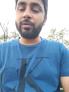 Cute Lucky online show from 17, 4, 2026