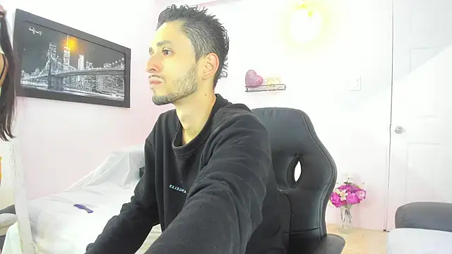 Snapshot of dracke_and_zara chatting on 29, 11, 2025 dracke and zara online show from 29, 11, 2025