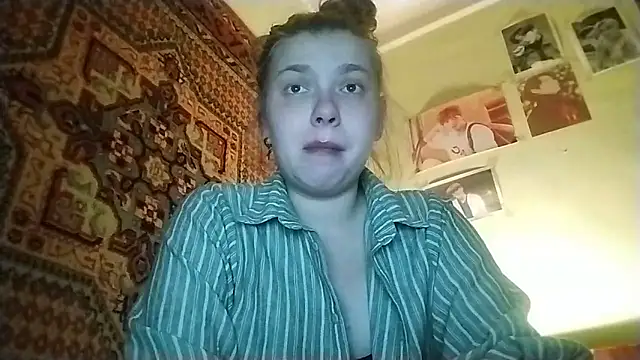 KikiBang online show from 17, 4, 2026